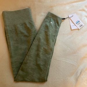 Green Gymshark Camo Leggings